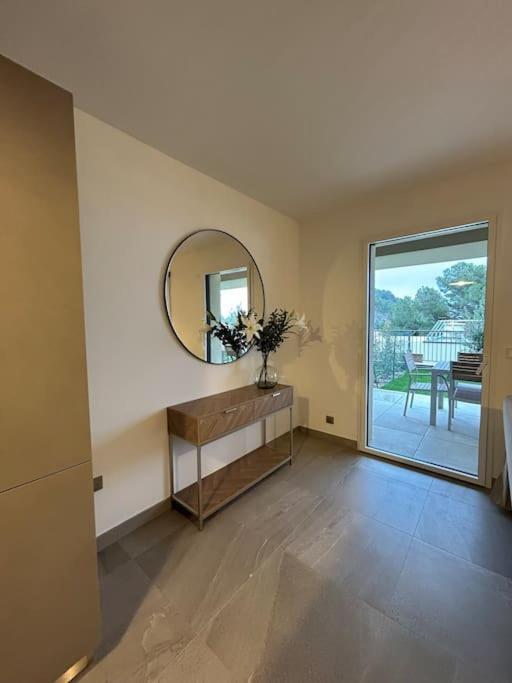 Prestige View 103